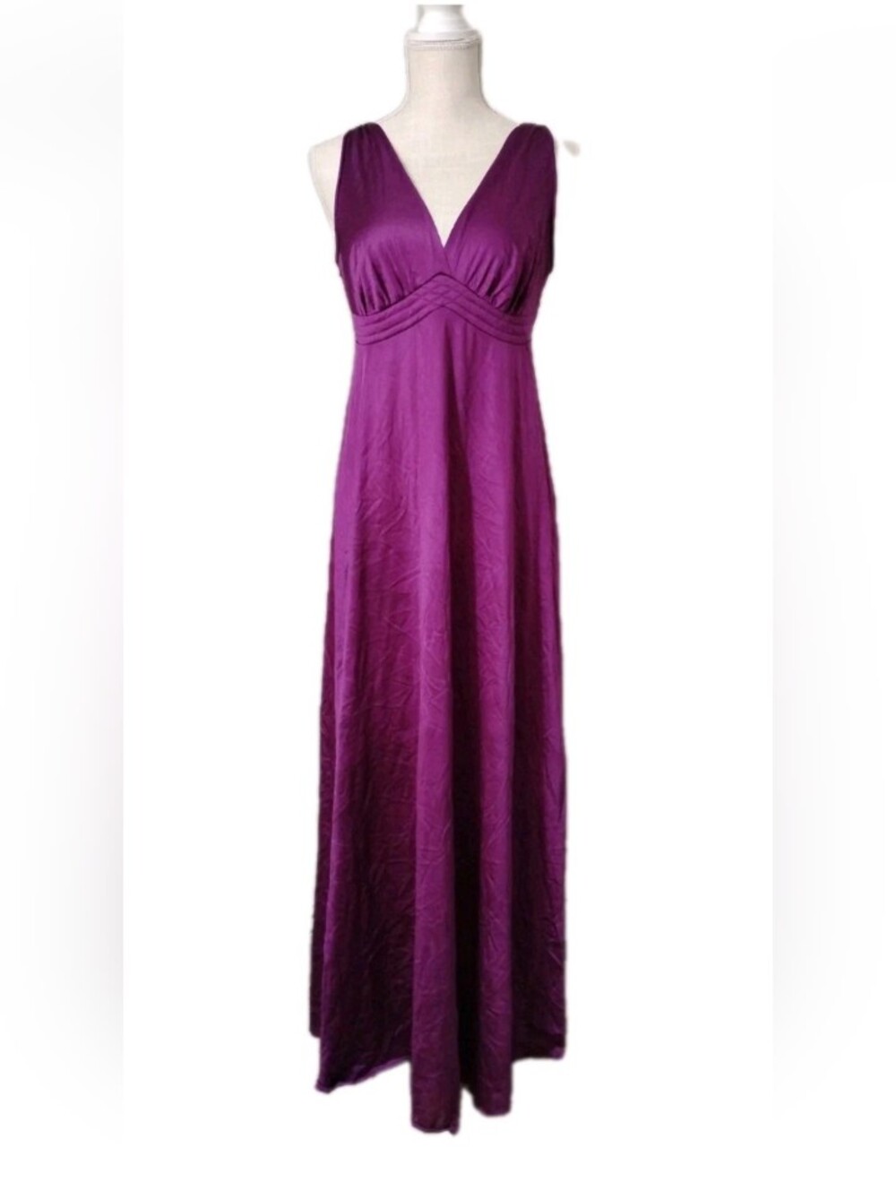 Vintage Vanity Fair Long Sleeveless Nightgown Silky Purple Women's Size 34